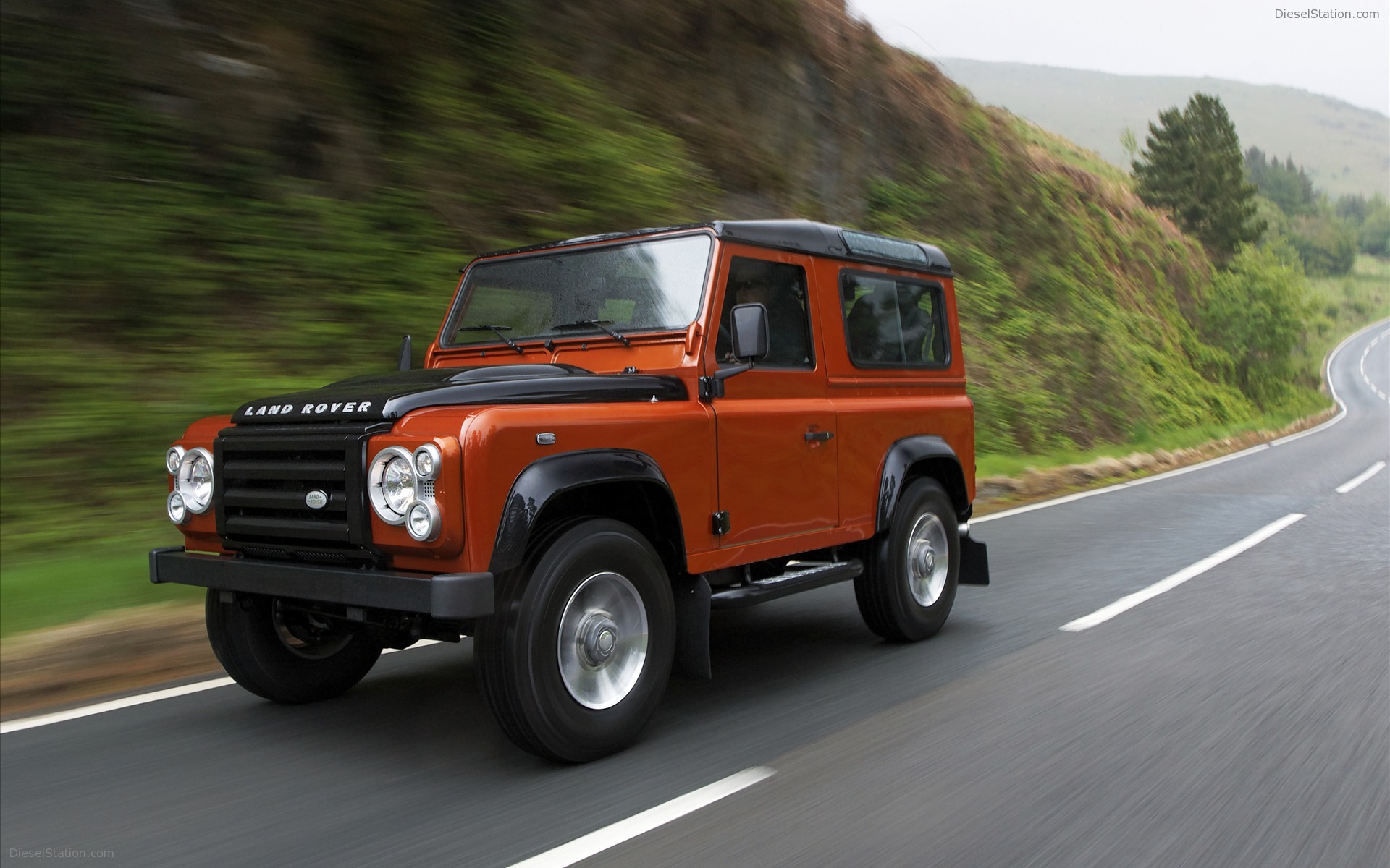 Land Rover Defender 'Fire & Ice' Editions Land Rover Defender 'Fire & Ice' Editions
